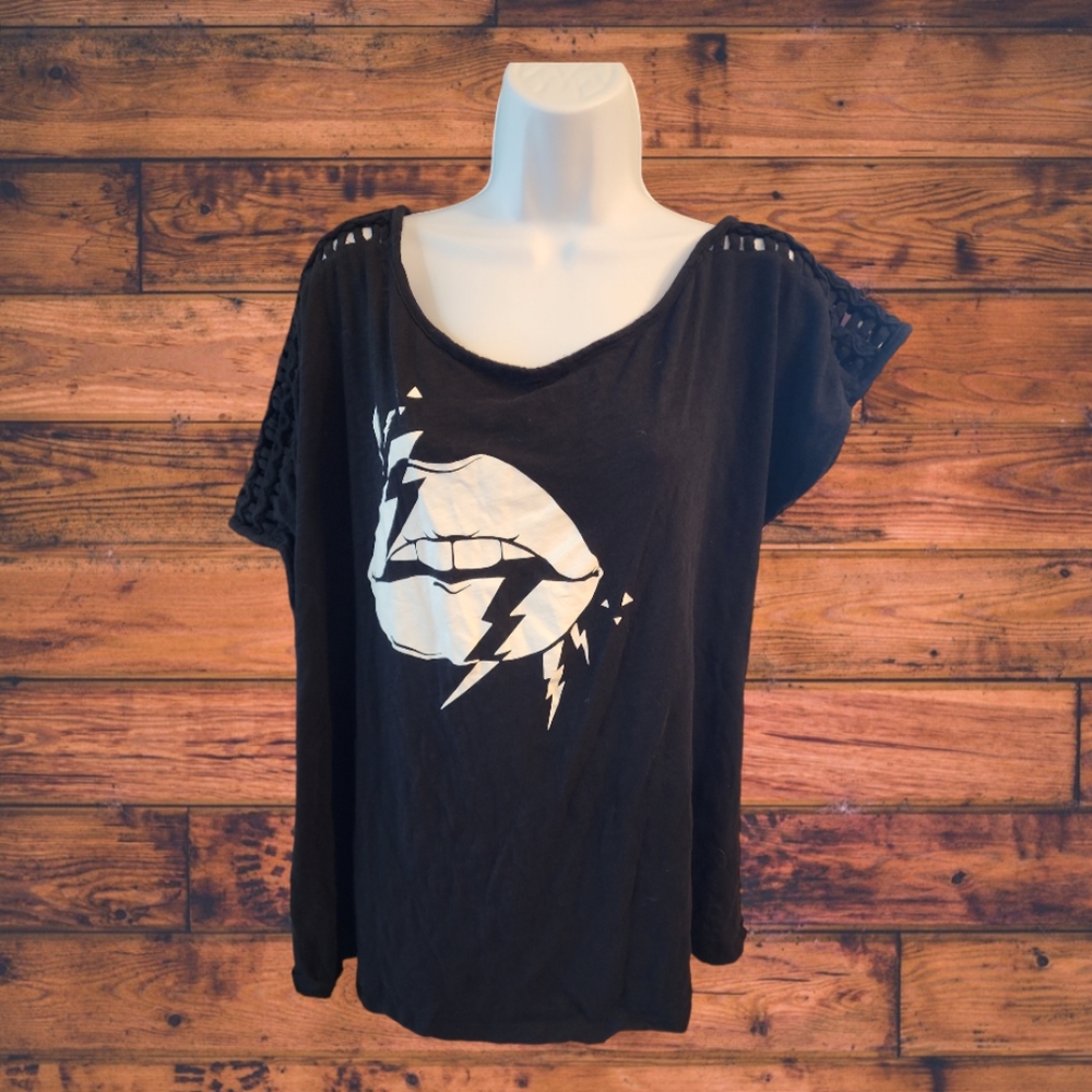 Torrid tshirt